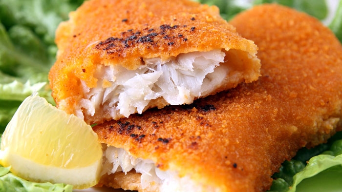 filé de peixe empanado